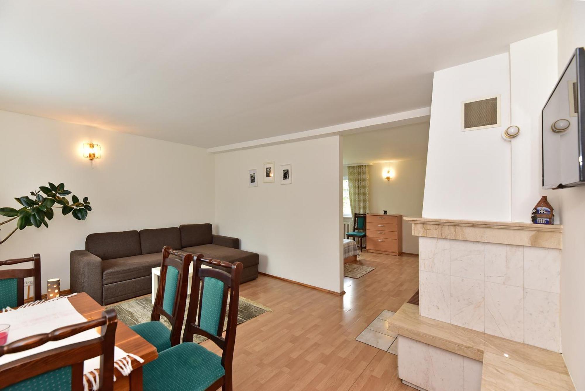 Augutes Zurlienes Apartamentai Trakai Ngoại thất bức ảnh